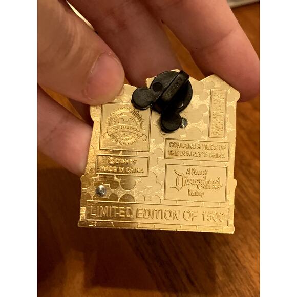 Pinocchio's Daring Adventure Piece of Disneyland History Disney LE Trading Pin - Picture 3 of 3